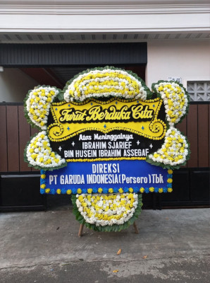 Papan Bunga Duka di Abang